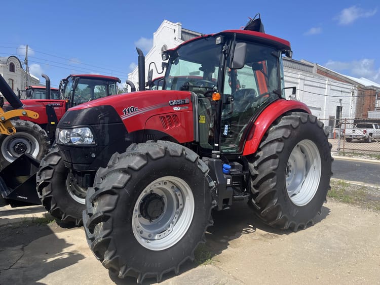 Case IH Farmall 110C